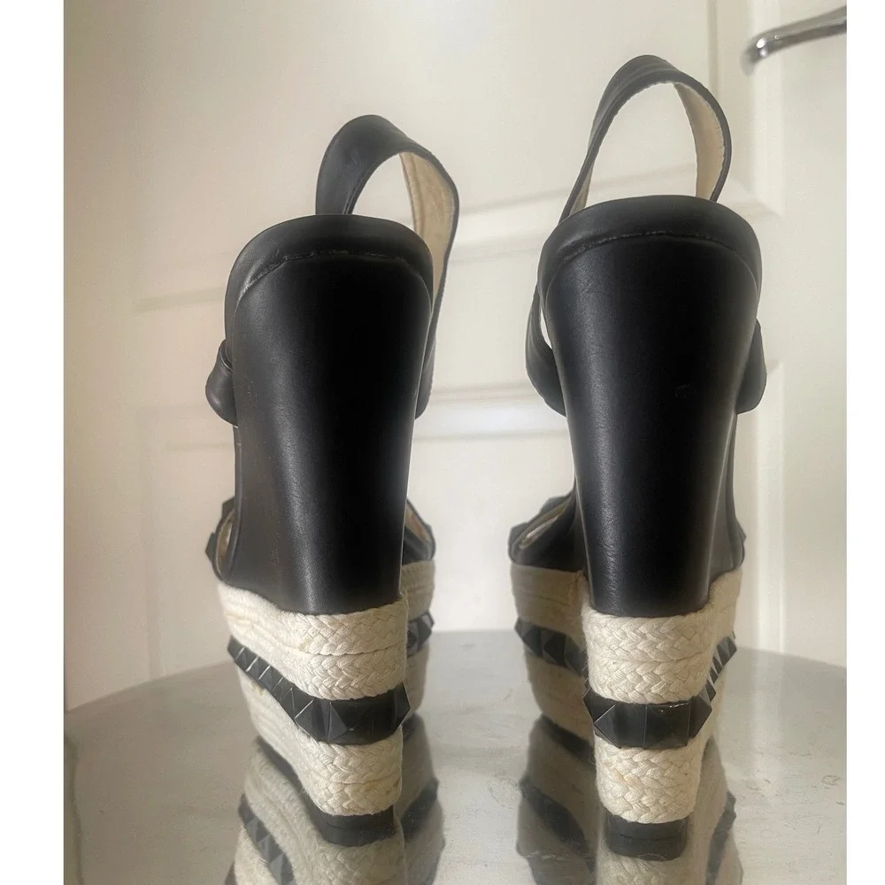 Shoe Republic LA Black Rockstud Espadrille Platform Wedge Sandals 6.5
